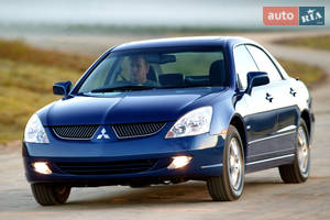 Mitsubishi verada I покоління (2nd FL) Седан