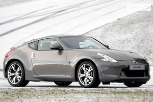 Nissan 370z I поколение Купе