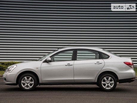 Nissan Almera 2004