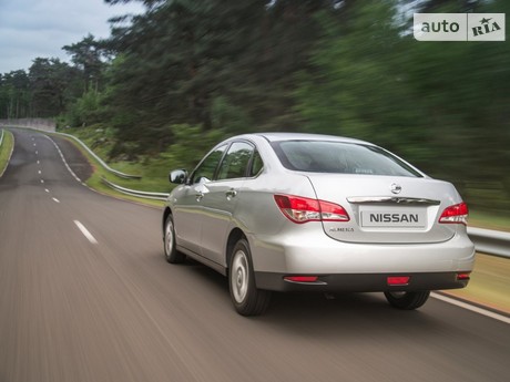 Nissan Almera 2013