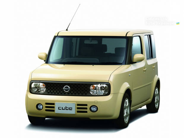  Cube II покоління (2nd FL) Мінівен