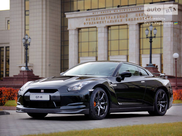 Nissan GT-R I поколение Купе