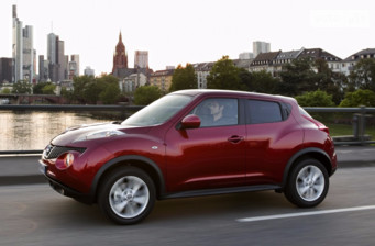 nissan juke тугое сцепление