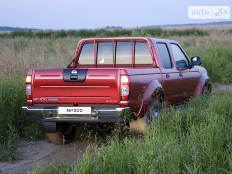 Nissan NP300 2009