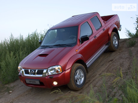 Nissan NP300 2014