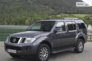 Nissan pathfinder III поколение (FL) Внедорожник