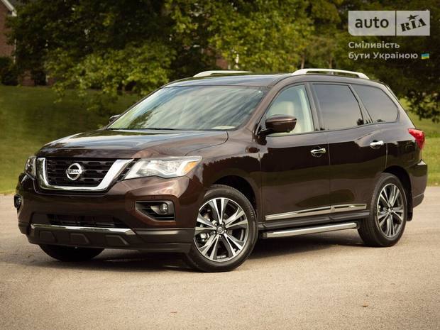 Nissan Pathfinder IV поколение (FL) Кроссовер