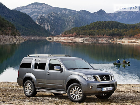 AUTORIA    Nissan Pathfinder 2008       