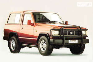 Nissan patrol III покоління (FL) Позашляховик