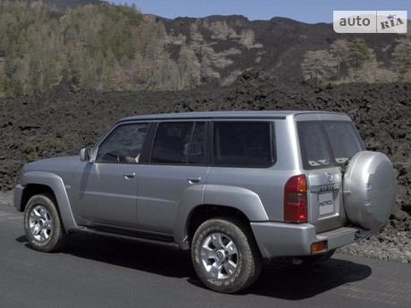 Nissan Patrol 2010