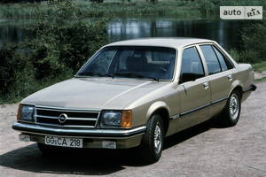 Opel commodore III покоління/C Седан