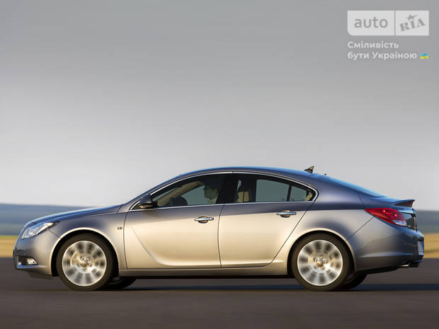  Insignia I поколение (FL) Лифтбэк