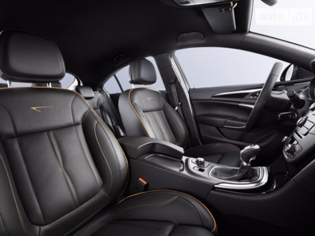Opel Insignia 2011