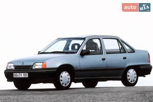 Opel kadett V поколение/E (FL) Седан