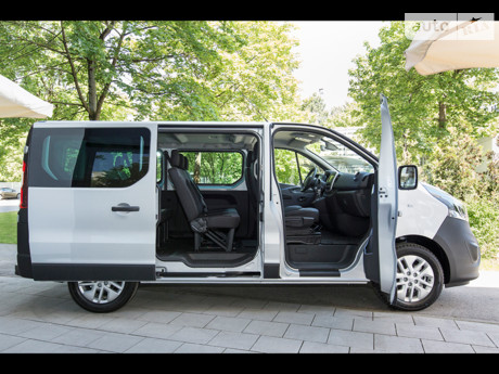 Opel Vivaro пасс.