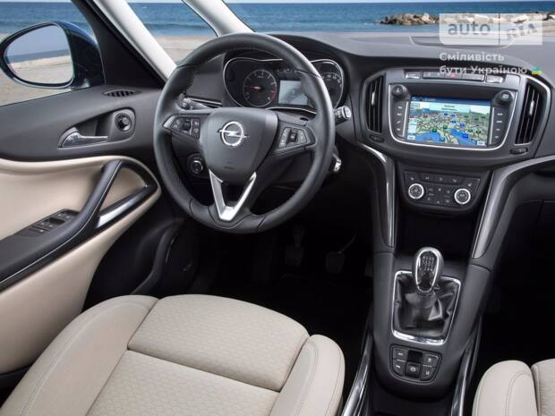 Opel Zafira 2025