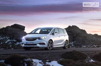 Opel Zafira 2025 Base