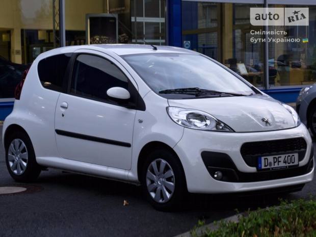 Peugeot 107 I покоління (2nd FL) Хетчбек