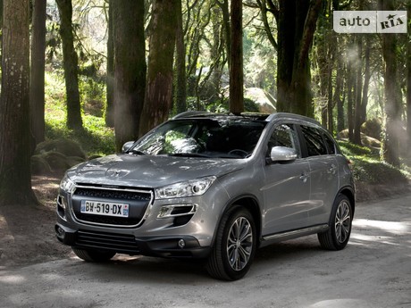 4008 Peugeot 4008