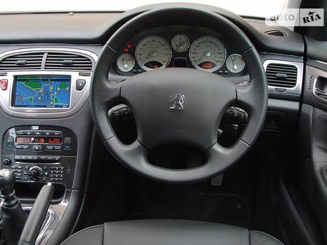 Peugeot 607