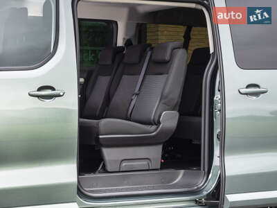 Peugeot Traveller 2025 Business