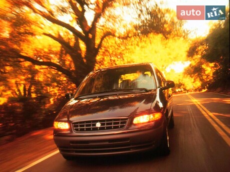 Plymouth Voyager 1995