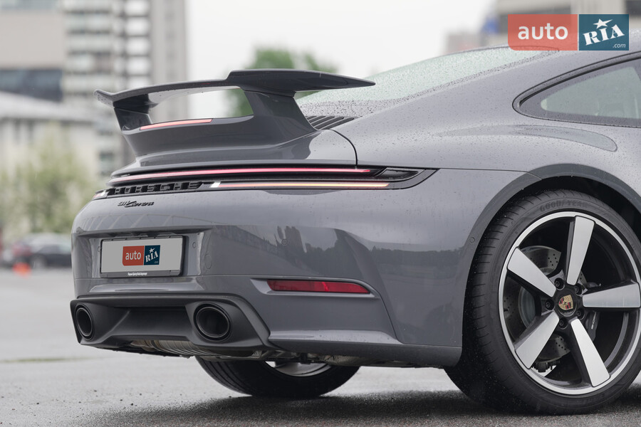 Новый  911 992 (FL) купе - фото 6