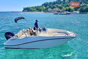 Quicksilver activ-555-open 1-е поколение Катер