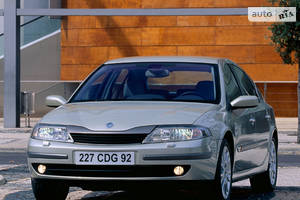 Renault laguna II поколение Лифтбэк