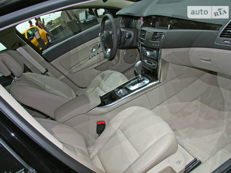 Renault Latitude 2013