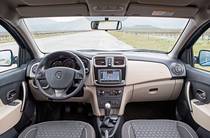 Renault Logan Life+