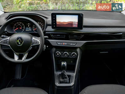 Renault Taliant Evolution 1.0 TCe CVT (100 к.с.) 2025