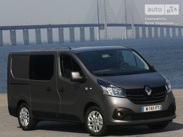 Renault Trafic III поколение Фургон вантаж.-пас.