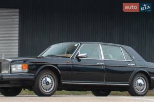 Rolls-Royce silver-spur IV покоління Седан