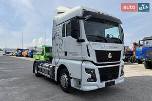 Sinotruk sitrak-c9h I поколение Тягач