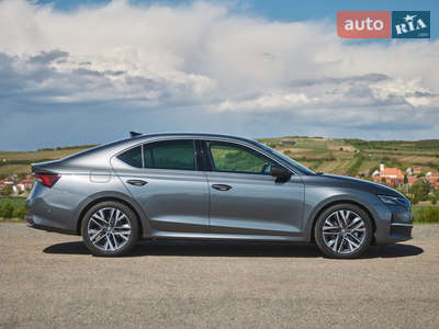 Skoda Octavia 2025 Selection 2.0 TSI DSG (204 к.с.) 4x4
