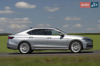 Шкода СуперБ IV покоління Лифтбэк