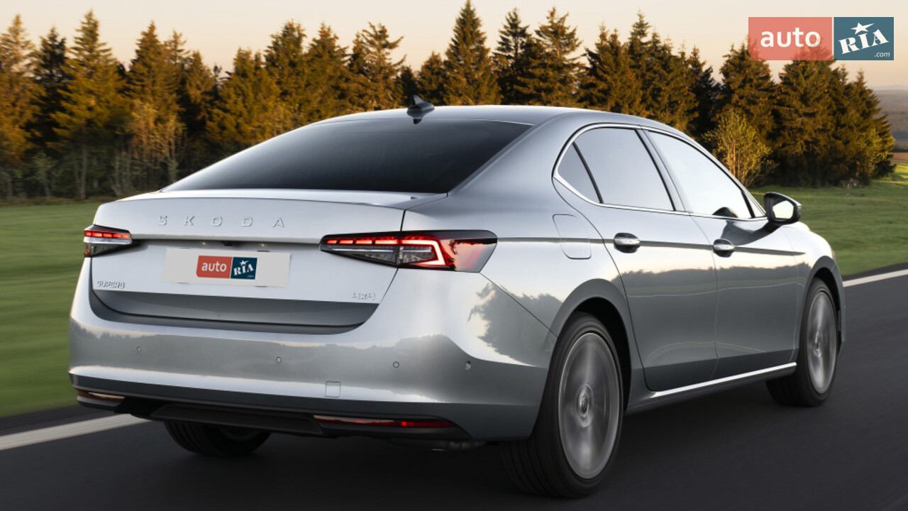 Новий Skoda Superb 4 поколение ліфтбек - фото 4