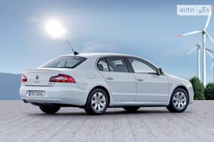 Skoda superb II покоління Ліфтбек