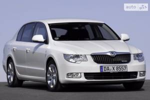 Skoda superb II покоління Ліфтбек