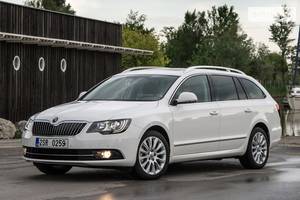 Skoda superb II покоління (FL) Універсал