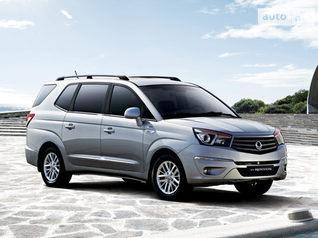 SsangYong Rodius 2011