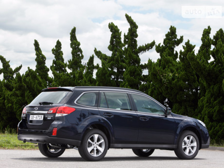 Subaru Outback 2011