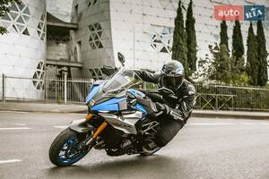 Suzuki gsx-s-1000gx I поколение Мотоцикл