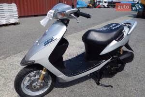 Suzuki zz I поколение Скутер