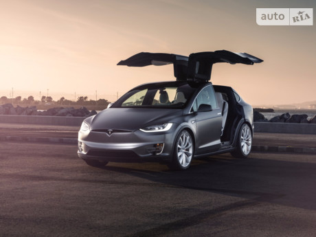 Tesla Model X 90D (422 л.с.) AWD 2016