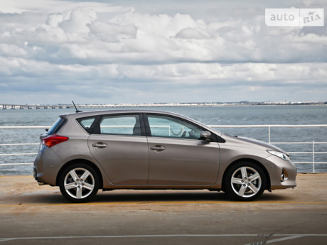 Auris Toyota Auris