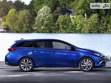 Auris Toyota Auris