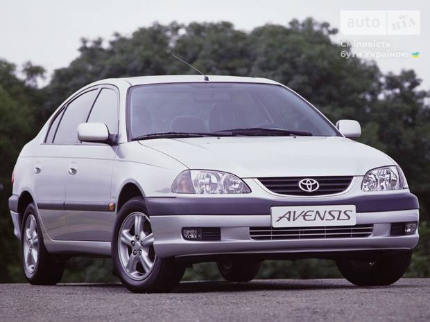 Toyota Avensis I поколение (FL) Седан