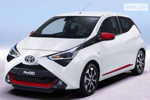 Toyota aygo II покоління (FL) Хетчбек